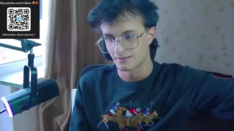 Snapshot of nuar_x chatting on 03/15/26, 07:14 Nuar X online show from 03/15/26, 07:14