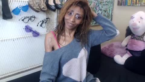 Nubiangiggles online show from 05/06/26, 09:03