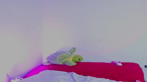 Snapshot of nude2557940 chatting on 02/11/26, 02:00 Channel Cox online show from 02/11/26, 02:00