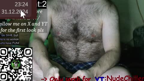 Snapshot of nudechiller chatting on 12/31/24, 10:23 Vinz... online show from 12/31/24, 10:23