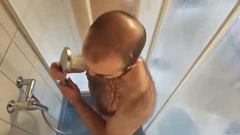 Snapshot of nudechiller chatting on 09/24/25, 02:53 Vinz... online show from 09/24/25, 02:53