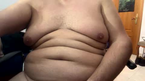 Snapshot of nudistadepilado chatting on 11/12/25, 09:58 nudistadepilado online show from 11/12/25, 09:58