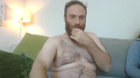 Snapshot of nudistbestfriends chatting on 01/01/25, 10:21 nudistbestfriends online show from 01/01/25, 10:21