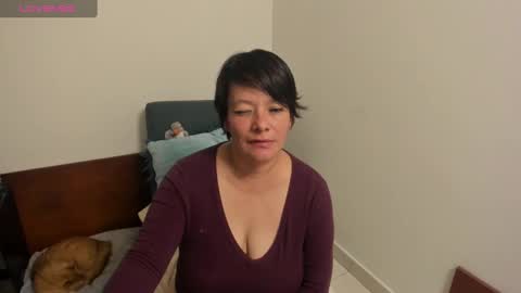 nuit_rose online show from 01/11/25, 05:10