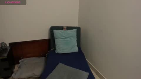 nuit_rose online show from 02/07/25, 12:42