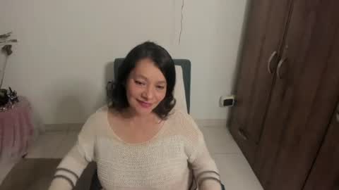nuit_rose online show from 06/19/26, 12:26