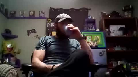 Awwwww Hey Sweetie Pies. Welcome To The Sweetie Pie Lounge. Enjoy The Dad-Cast. SweetCorny Fun-loving Dad Talk. online show from 03/01/25, 10:31