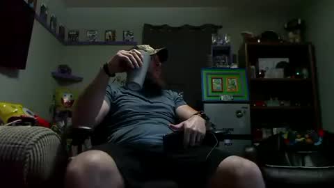 Awwwww Hey Sweetie Pies. Welcome To The Sweetie Pie Lounge. Enjoy The Dad-Cast. SweetCorny Fun-loving Dad Talk. online show from 09/26/25, 03:54