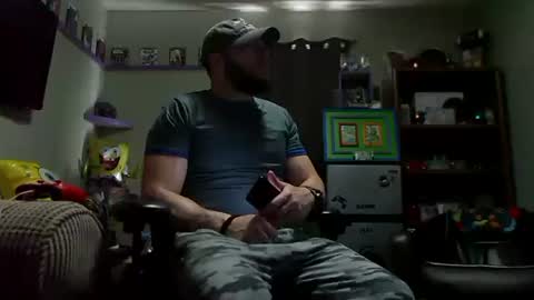 Awwwww Hey Sweetie Pies. Welcome To The Sweetie Pie Lounge. Enjoy The Dad-Cast. SweetCorny Fun-loving Dad Talk. online show from 10/14/25, 07:25