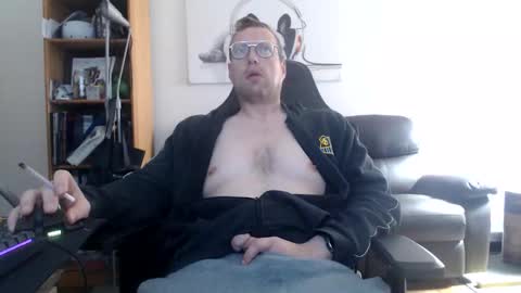 Snapshot of nursefan chatting on 10/05/25, 09:40 nursefan online show from 10/05/25, 09:40