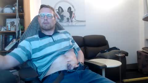 Snapshot of nursefan chatting on 10/13/25, 08:53 nursefan online show from 10/13/25, 08:53