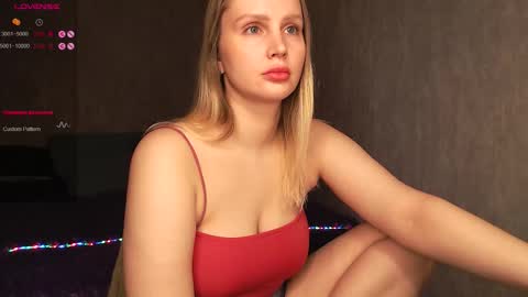 Snapshot of nutcrewlove chatting on 01/15/26, 10:13 WEELCOMEEEEEEEEEE online show from 01/15/26, 10:13