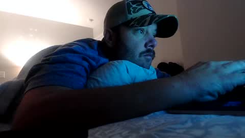 Snapshot of nuttincowboy727272 chatting on 02/01/26, 02:48 nuttincowboy727272 online show from 02/01/26, 02:48