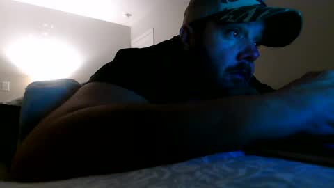 Snapshot of nuttincowboy727272 chatting on 02/18/26, 02:40 nuttincowboy727272 online show from 02/18/26, 02:40