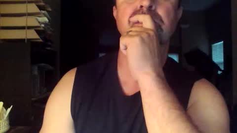 Snapshot of nvrenuff1979 chatting on 10/27/25, 11:58 nvrenuff1979 online show from 10/27/25, 11:58