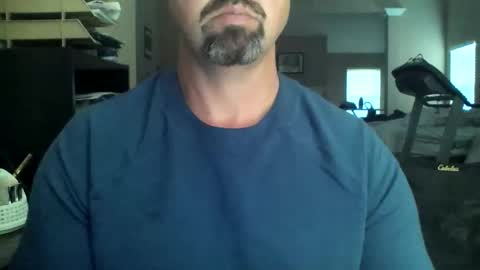 Snapshot of nvrenuff1979 chatting on 11/19/25, 12:49 nvrenuff1979 online show from 11/19/25, 12:49