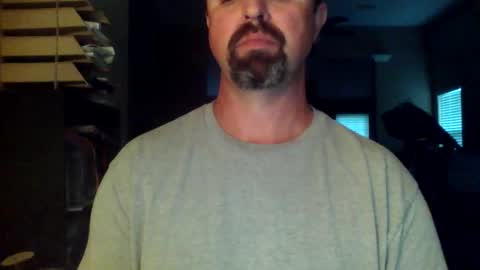 Snapshot of nvrenuff1979 chatting on 04/01/26, 11:33 nvrenuff1979 online show from 04/01/26, 11:33