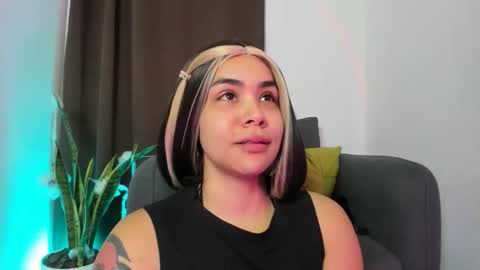 Nia online show from 11/07/25, 11:49