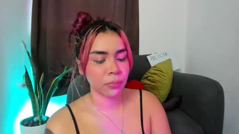 Nia online show from 11/15/25, 10:15