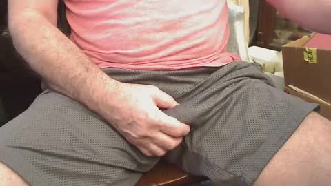 Snapshot of nyc1323 chatting on 09/28/25, 12:21 nyc1323 online show from 09/28/25, 12:21