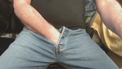 Snapshot of nyc1323 chatting on 10/03/25, 05:10 nyc1323 online show from 10/03/25, 05:10