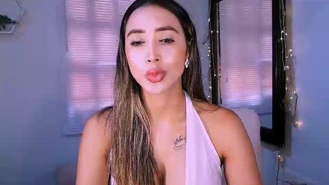 Nycole online show from 10/26/25, 05:41