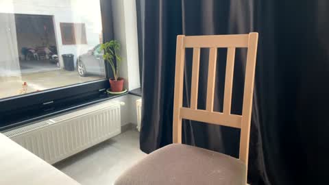 Snapshot of nyconik chatting on 11/24/25, 01:55 Nicol online show from 11/24/25, 01:55