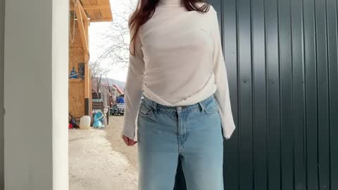 Snapshot of nyconik chatting on 03/17/26, 12:41 Nicol online show from 03/17/26, 12:41