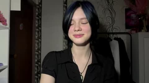 Minnie online show from 05/13/26, 02:14