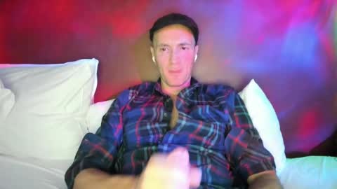 HudsonValleyNYfun online show from 11/18/25, 03:45