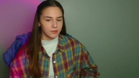 Snapshot of nykara chatting on 03/30/26, 08:37 Nykara online show from 03/30/26, 08:37