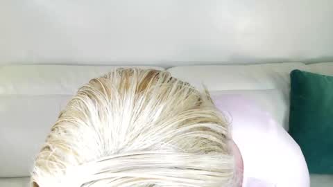 Snapshot of nylonbreanna chatting on 01/12/26, 05:12 Breanna Rae online show from 01/12/26, 05:12