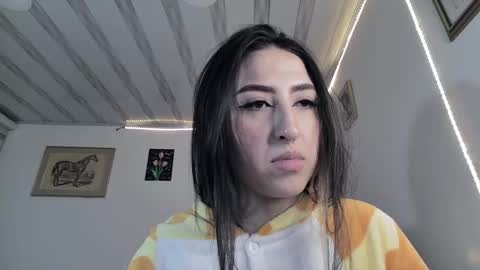 Snapshot of nymph_frida chatting on 12/02/24, 05:26 Frida online show from 12/02/24, 05:26