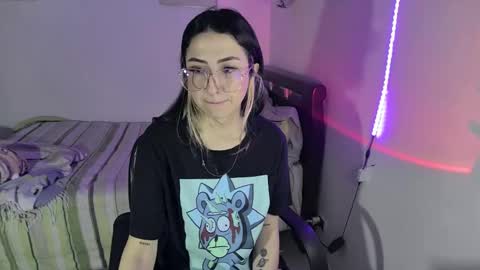 Snapshot of nymph_frida chatting on 02/26/25, 08:48 Frida online show from 02/26/25, 08:48