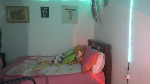 Snapshot of nymph_frida chatting on 09/09/25, 03:39 Frida online show from 09/09/25, 03:39