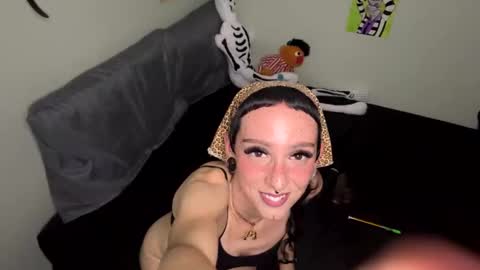 Nymphaea online show from 09/14/25, 12:10