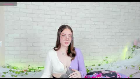 Kat online show from 11/20/25, 04:07