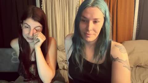 Creamy Grapefruit online show from 10/02/25, 08:10