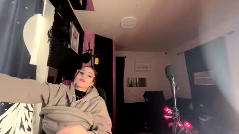 nymphomaticbaby online show from 02/21/26, 10:27