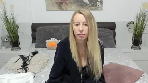 NyokoAnya online show from 11/13/25, 11:03