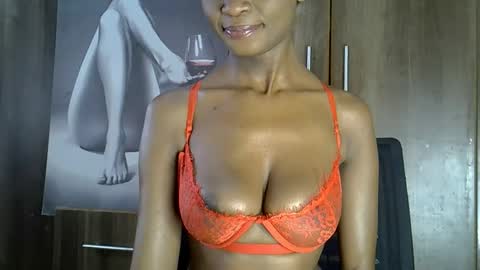 Snapshot of nyverra chatting on 06/01/26, 06:37 nyverra online show from 06/01/26, 06:37