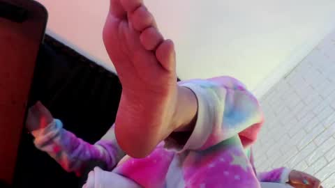 Snapshot of nyx1126 chatting on 10/10/25, 02:05 nyx1126 online show from 10/10/25, 02:05