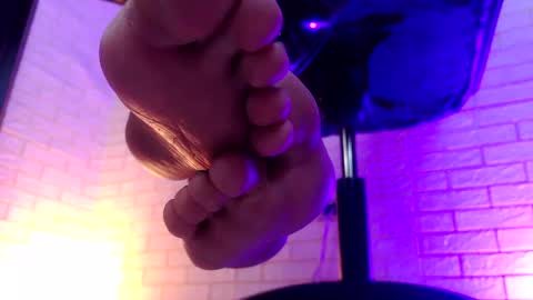 Snapshot of nyx1126 chatting on 10/17/25, 01:57 nyx1126 online show from 10/17/25, 01:57