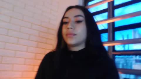 Snapshot of nyx1126 chatting on 11/25/25, 01:11 nyx1126 online show from 11/25/25, 01:11