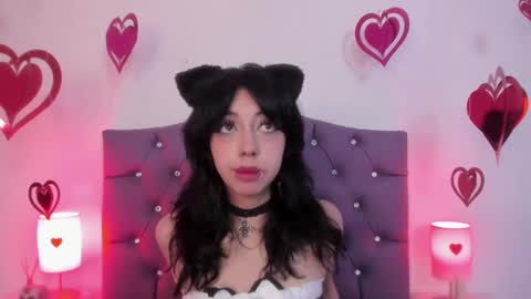 Snapshot of nyx_nayla chatting on 02/13/25, 04:22 online show from 02/13/25, 04:22