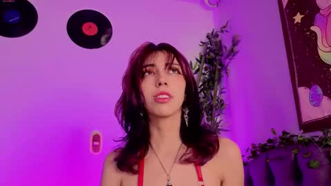 Snapshot of nyx_nayla chatting on 01/15/26, 07:13 online show from 01/15/26, 07:13