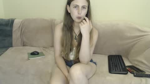 Stef  Derek online show from 01/01/25, 01:47