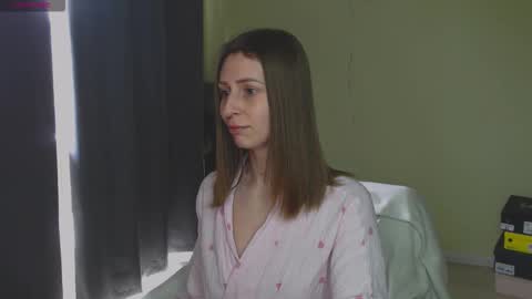 Snapshot of oaklyndobson chatting on 09/19/25, 10:05 Oaklyn online show from 09/19/25, 10:05