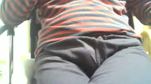 Snapshot of obahiro823844 chatting on 10/02/25, 12:56 obahiro823844 online show from 10/02/25, 12:56