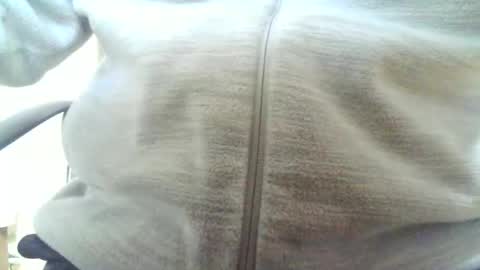 Snapshot of obahiro823844 chatting on 10/26/25, 12:00 obahiro823844 online show from 10/26/25, 12:00